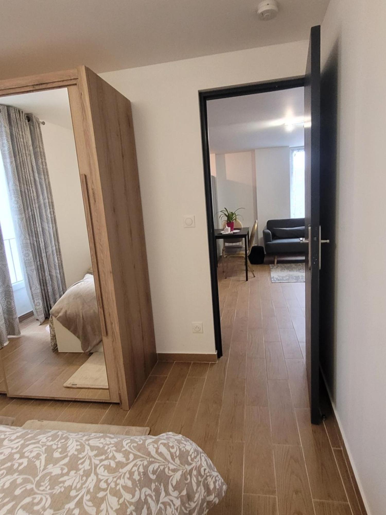 Groslay Appartement Prive A 15Mn De Paris Et Proche Enghien Les Bains מראה חיצוני תמונה